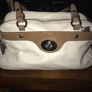 Coach Penelope white leather purse shoulder bag with brown trim F16529